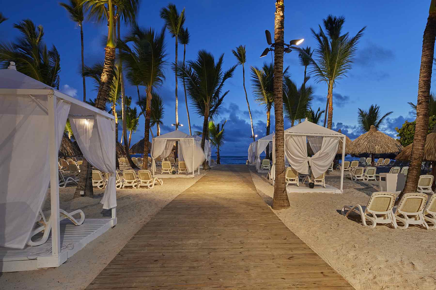 All Inclusive Restaurants at Luxury Bahia Principe Ambar Don Pablo Collection