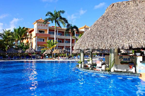 Beach Bar at Grand Bahia Principe Turquesa