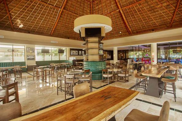 Hotel Bar at Grand Bahia Principe Coba